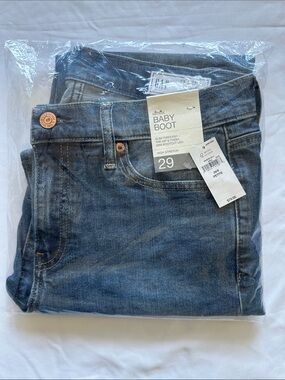 NWT Gap Petite Mid Rise Baby Boot Cut Jeans - medium indigo